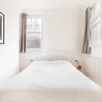 1-Bed Flat In Westminster