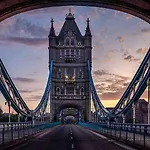 City 2 Bedroom Apartment London Tower Bridge With Free Secure Gated Parking - Perfect For Long Stay