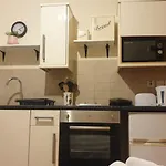 Beautiful Studio Flat Close To Central London