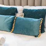 Urban Nest - Stylish Studio Escape