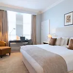 London Bridge Hotel