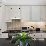 Stunning Knightsbridge 2Bed Flat!