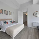 One Bedroom Flat Opposite Archway Station