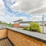 Peaceful 4Br Home With Garden& Parking In Walthamstow