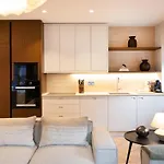 Luxurious 2 Bed Flat In Covent Garden