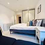 One Bedroom Apartment