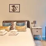 One Bedroom Apartment