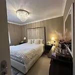 Cosy Flat In London