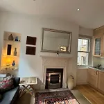 Superbly Located 1Bd Flat Heart Of Fitzrovia