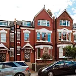 Modern&Bright Highgate Gem
