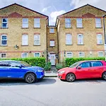 Apartment Near Central London