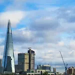Lux London Bridge One Bedroom Apartment