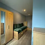 2 Bedroom Flat In Euston 2 Mins Away From Station, No Lift