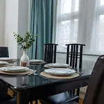 Tranquil 2Br In London Harlesden