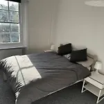 Chelsea Large 2 Bed 2 Bath Sydney Street Sw3
