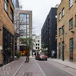 Spacious & Bright Loft Apartment - Shoreditch