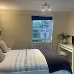 Grays Inn Road - Room 5