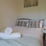 Chic 4-Bed Apartment In Trendy Clerkenwell W Balcony And Walking Distance To Tube