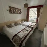 Earls Court Hotel