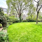2 Bedroom Apartment in Central London