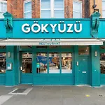 Spacious Two Bedroom Apartment In Wood Green