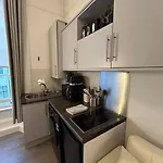 Spacious Studio Flat Paddington