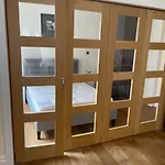 Lovelystudio In Kensington