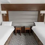 Lha Paddington Hostel