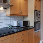 Spacious And Bright 2 Bed Apartment Tower Bridge
