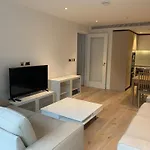 Stylish 2 Bed Flats Near Us Embassy