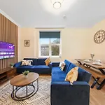 The Yorkway Suite - 3Bed Modern Apartment