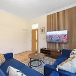 The Yorkway Suite - 3Bed Modern Apartment