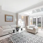 Stunning Knightsbridge 2Bed Flat!