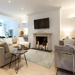 Spacious 1 Bed Sloane Square