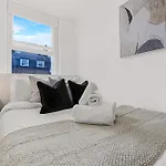 1 Bed Apartment- Marble Arch 5