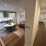 Portobello 2-Bed Apartment