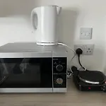 New Self-Contained Double Bedroom Studio Flat