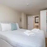 Stylish Apartment In Central London