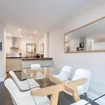 Stylish Apartment In Central London