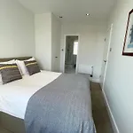Cozy Apartments In Westminster