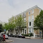 Lovely Chelsea Apartment In Quiet Neighbourhood