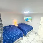 The Royal Boutique Kensington Lodge By London , Sleep 11