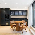 Ivy Berwick Street II Pro-Managed