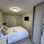 Home Away From Home Two Bed Apartment In London