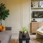 Luxury Flat In The Heart Of London