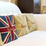 The Vintage - Fitzrovia - By Frankie Says