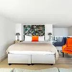 Gorgeous Airconditioned Marylebone Studio
