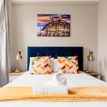 Bright Apartment Near Hyde Park