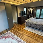 Madika Homes 4 Bed House Contractor Corporate Stay