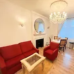 Hyde Park Luxury Suite